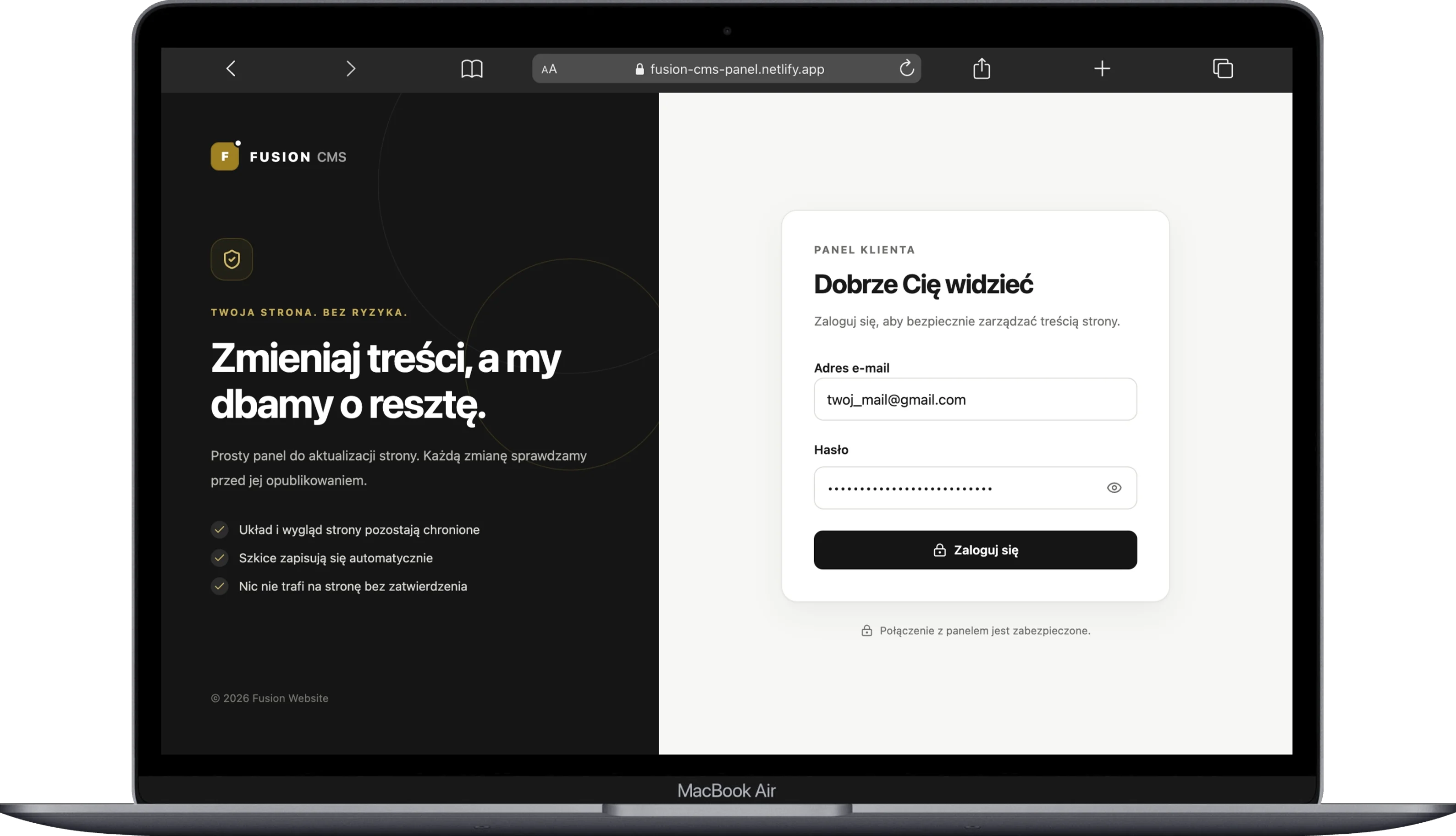 Panel zarządzania treścią prezentowany na ekranie MacBooka